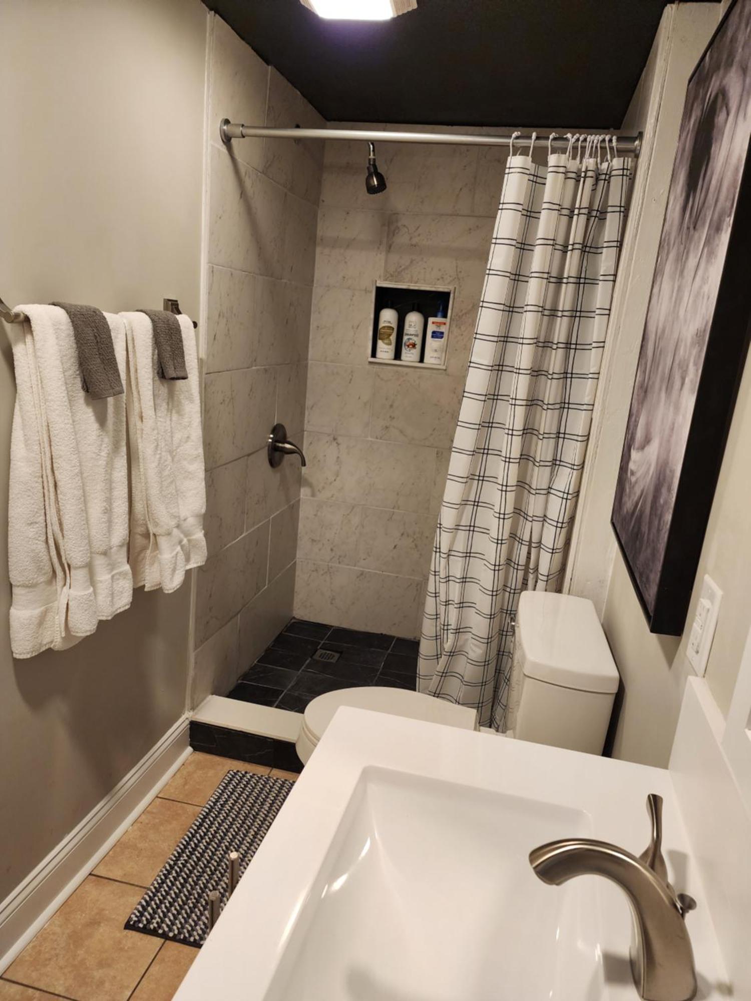 Bright & Spacious Studio Close To Clt Airport ガストニア エクステリア 写真